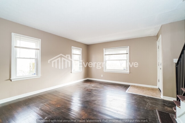 Building Photo - 2358 Meredith Dr