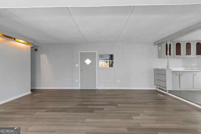 Building Photo - 24 David Dr