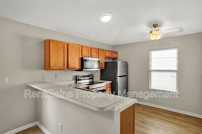 Building Photo - 2067 Wax Myrtle Ct
