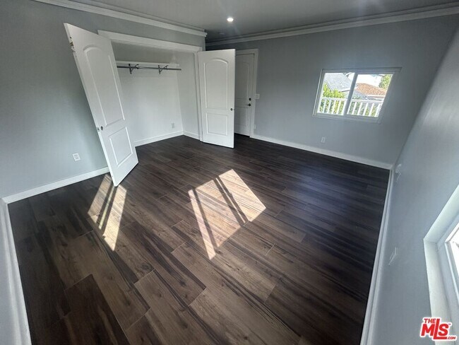 Building Photo - 6134 Fair Ave