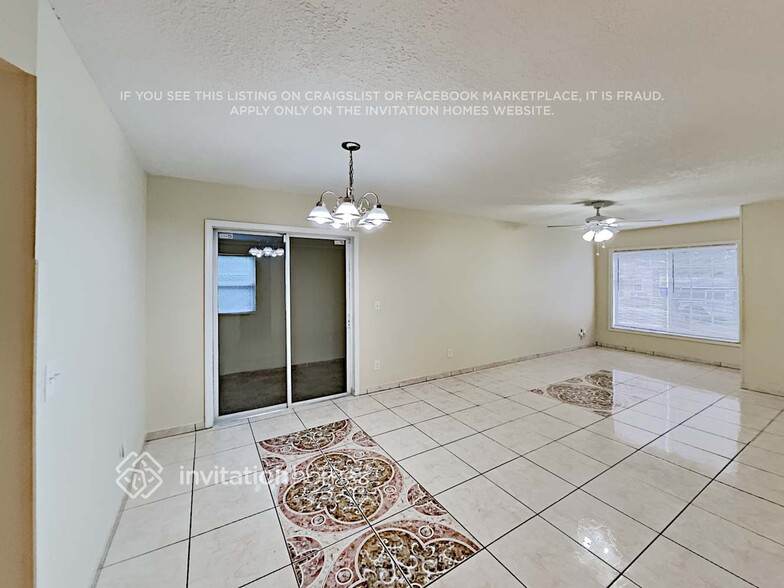 Building Photo - 1357 Boulder Dr