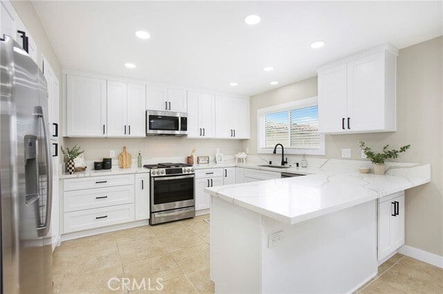 Building Photo - 757 S Brea Blvd