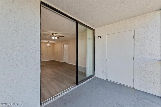 Building Photo - 13545 Eagle Ridge Dr