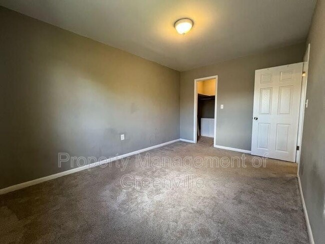 Building Photo - 3706 E North St