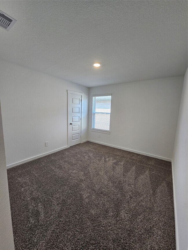 Building Photo - 30018 Foxtail Pne Ct