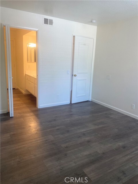 Building Photo - 25651 Mont Pointe