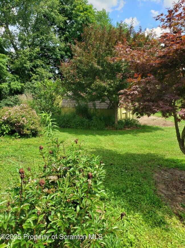 Building Photo - 2129 Bethany Turnpike