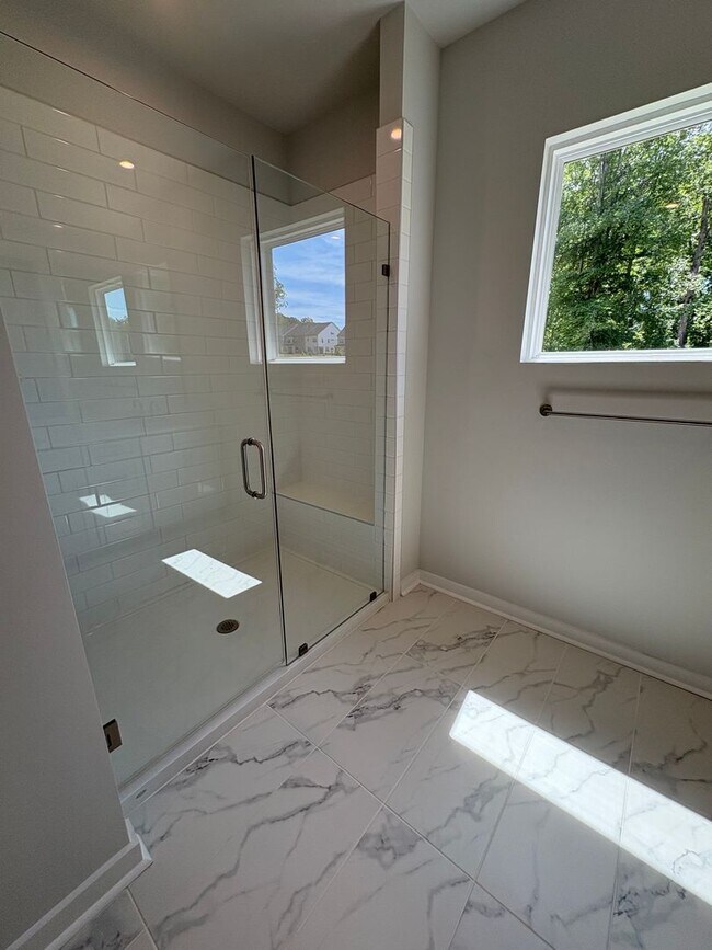 Building Photo - New Construction 3BR/2.5 BA in Griffith Lakes