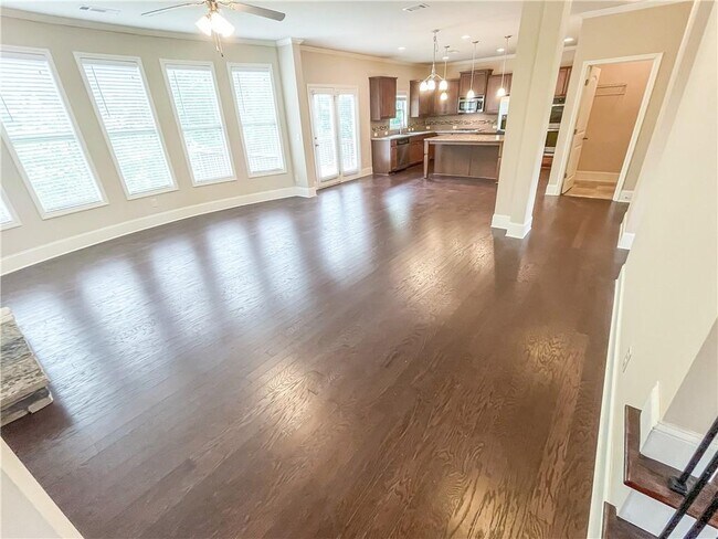 Building Photo - 5840 Zelkova Dr