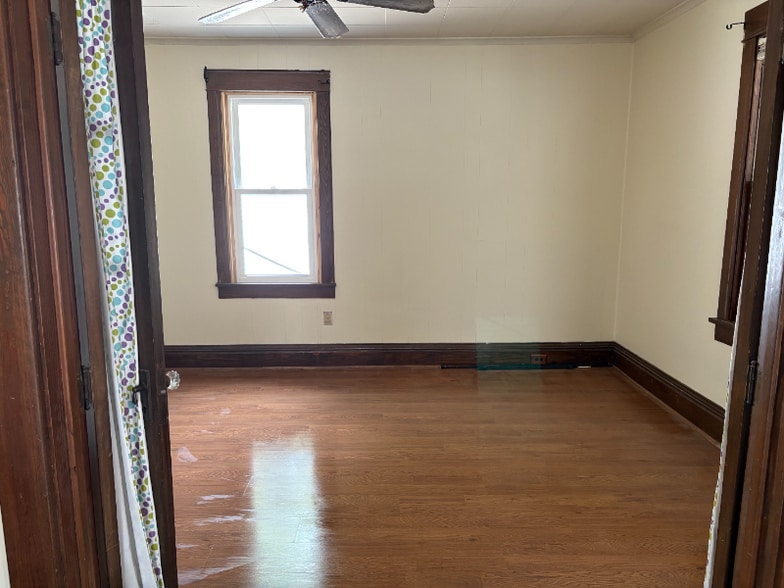 Primary Photo - 138 Spring St
