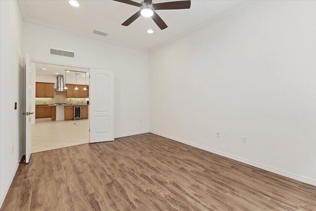 Building Photo - 7236 Lismore Ct