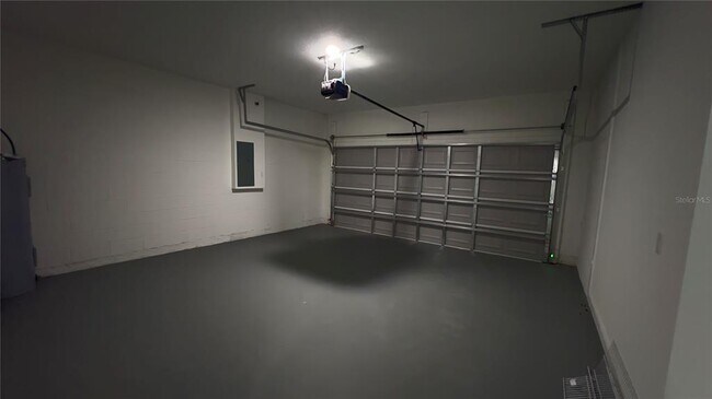 Building Photo - 16734 SW 18th Avenue Rd