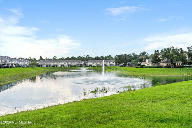 Building Photo - 6280 Autumn Berry Cir