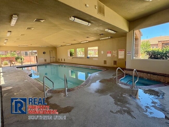 Building Photo - Copper Canyon 3 Bedroom Home