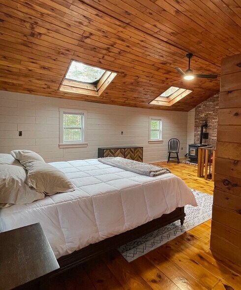 Building Photo - 38 Swamp Rd