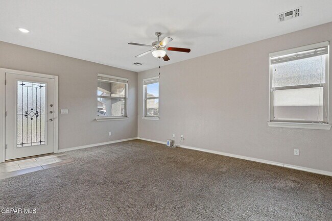 Building Photo - 229 Gonzalo Cir