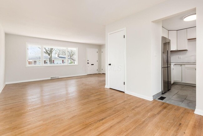 Building Photo - 4232 Eastlea Dr