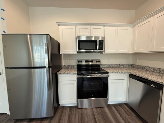Building Photo - 3519 Condor Ct