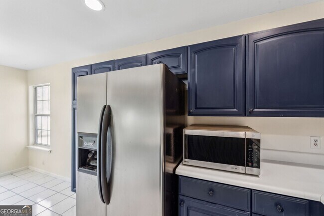 Building Photo - 81 Retreat Pl