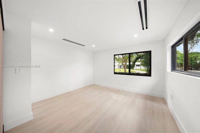 Building Photo - 7291 SW 129th St