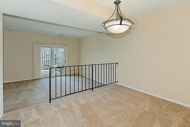 Building Photo - 9637 Westport Ln