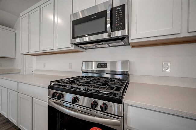 Building Photo - 5119 Whispering River Dr