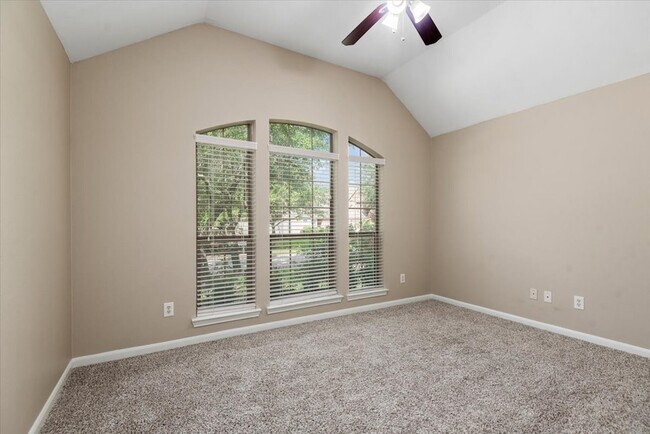 Building Photo - 26886 Treasures Ridge Dr
