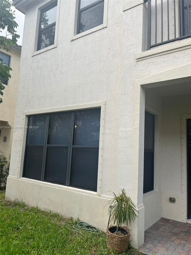Building Photo - 3238 W 97th St