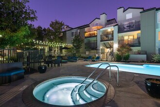 Building Photo - Windsor Ridge