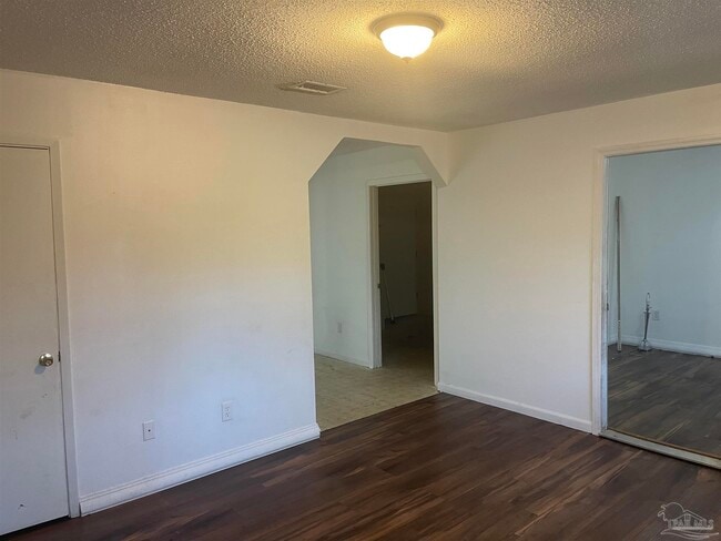 Building Photo - 205 Marine Dr