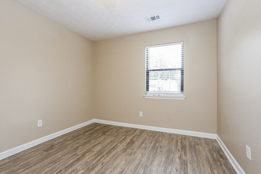 Building Photo - 900 Turtle Bend Ln