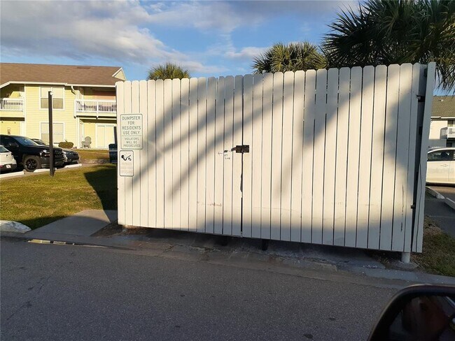 Building Photo - 455 Alt 19