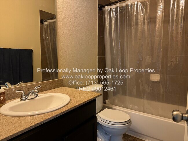 Building Photo - 21614 Alexandria Forest Ct