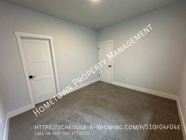 Building Photo - 2629 43rd Ln SE