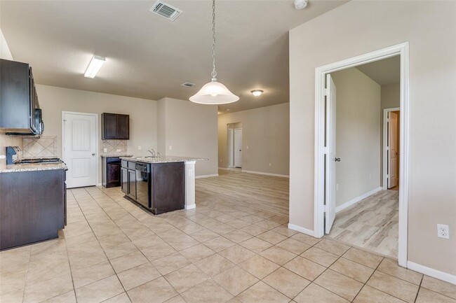 Building Photo - 505 Brashear Ln