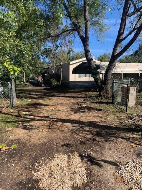 Building Photo - 2528 Baywood Dr