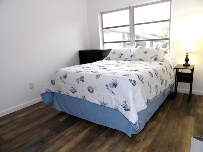 Building Photo - 13283 Pineapple Palm Ct