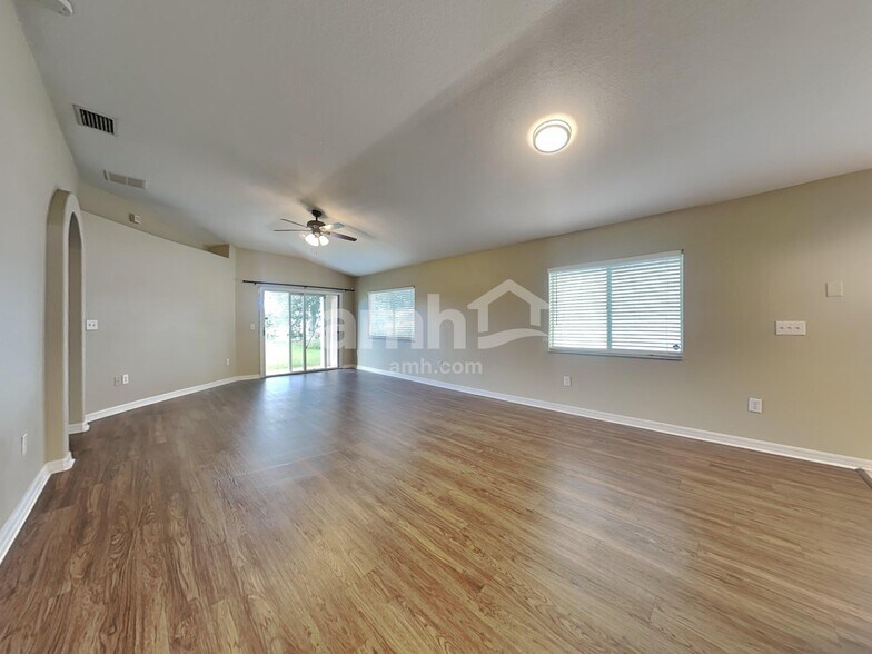 Building Photo - 6821 Aramon Ct