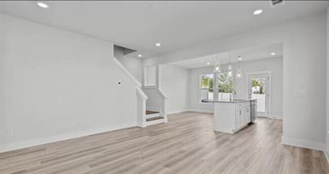 Building Photo - 100 Marston Ln