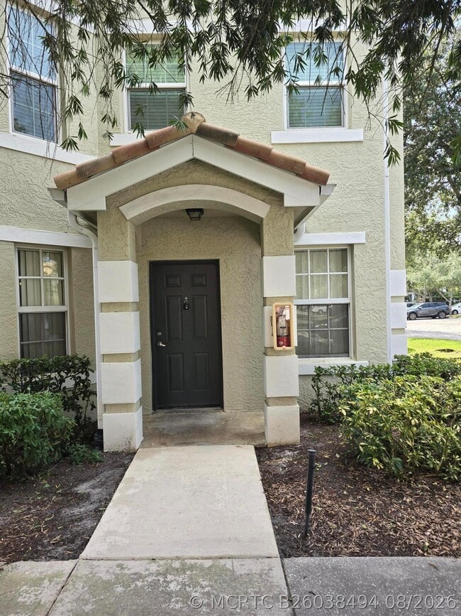 Building Photo - 146 SW Peacock Blvd