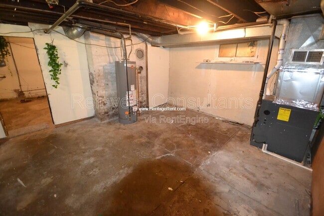 Building Photo - 1658 Iliff Ave