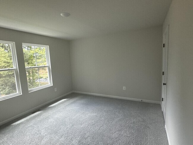 Building Photo - 11 Whimbrel Rd