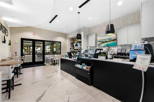 Building Photo - 12041 Canal Grande Dr