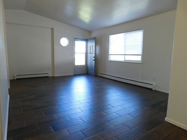 Building Photo - Charming Home in NE Grand Junction