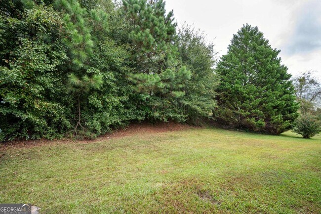 Building Photo - 3801 Hogan Rd SW