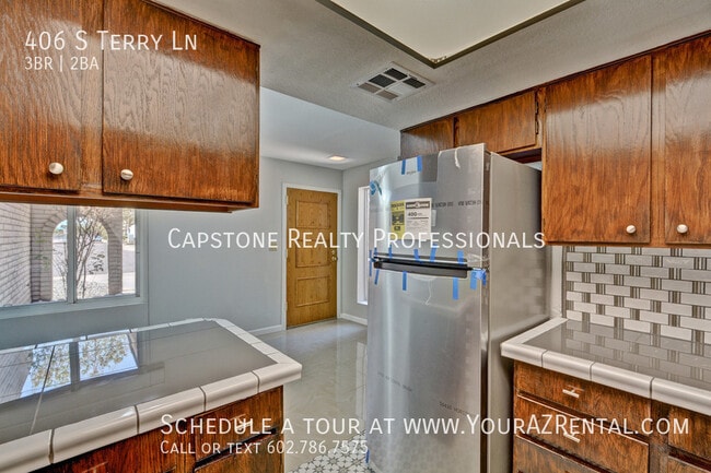 Building Photo - 406 S Terry Ln