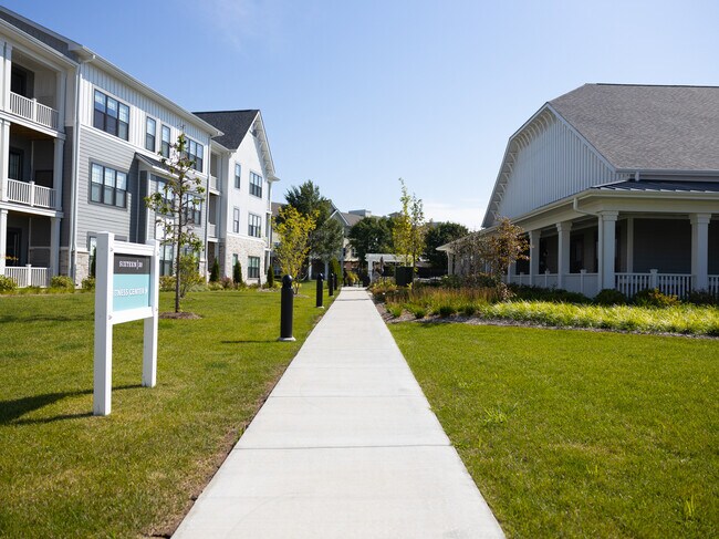 Building Photo - 14820 Wallin Dr