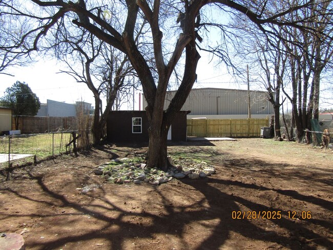 Building Photo - Historic Lawton Home. Newly renovated. Eas...