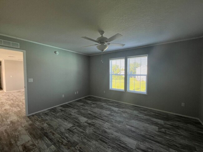 Building Photo - 81 Gazelle Dr