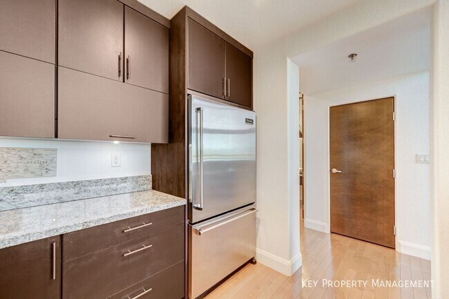 Building Photo - 11441 Allerton Park Dr